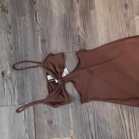 H&M dress l dark tan l summer l cut out l nwt l date night l club l dress - Picture 3 of 6